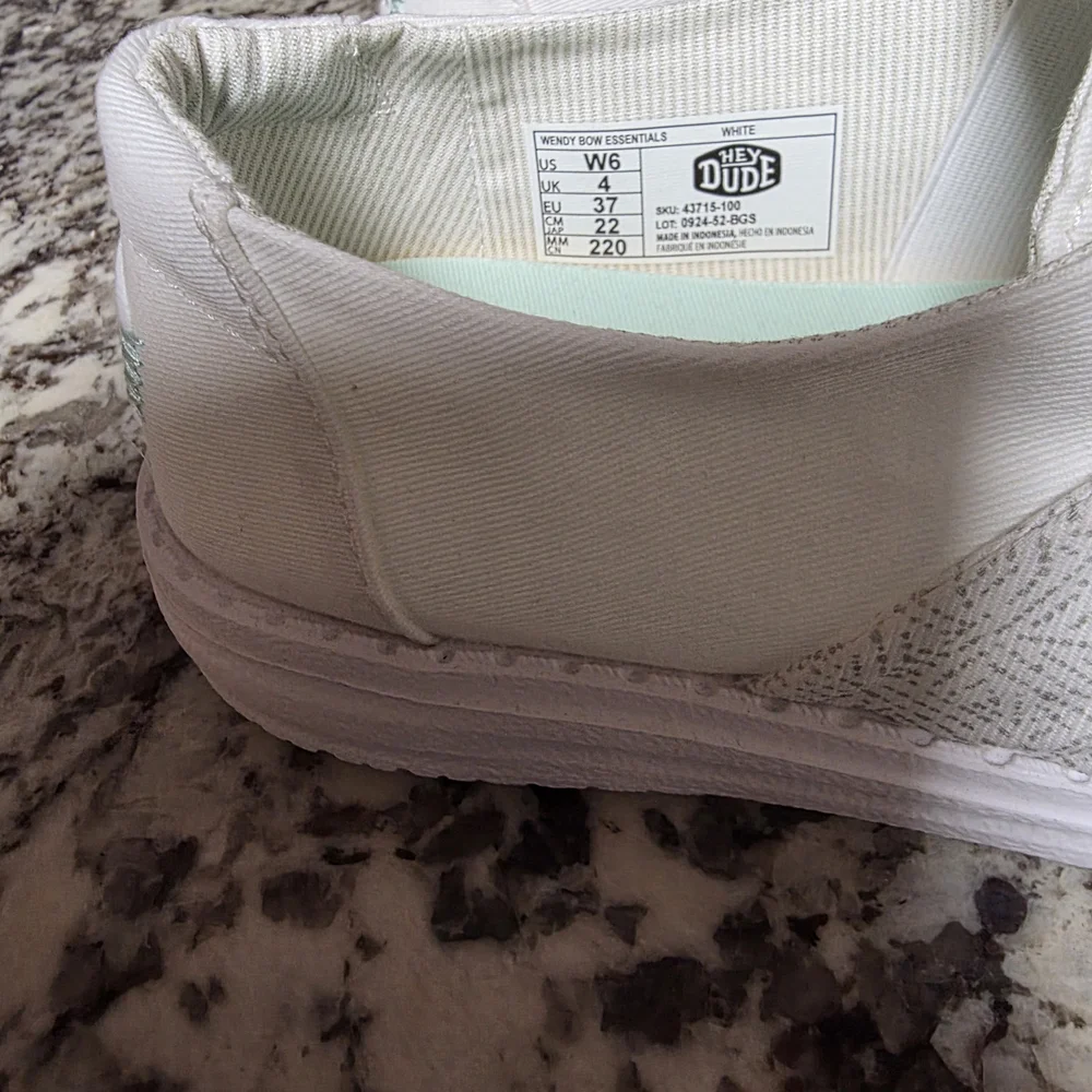 Hey Dude Women's Wendy Bow Essentials White Flats - Picture 4 of 5